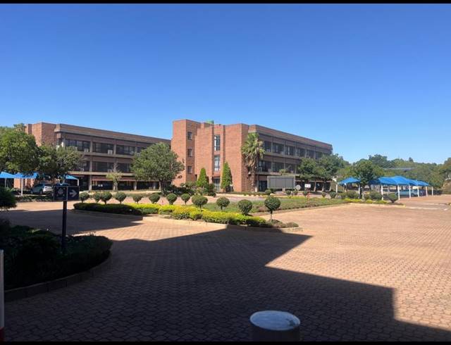 BUSINESS PROPERTY TO RENT IN ALRODE